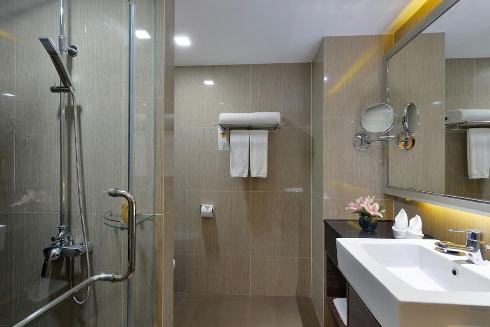 GRAND SWISS SUKHUMVIT 11 BY COMPASS HOSPITALITY photo 3