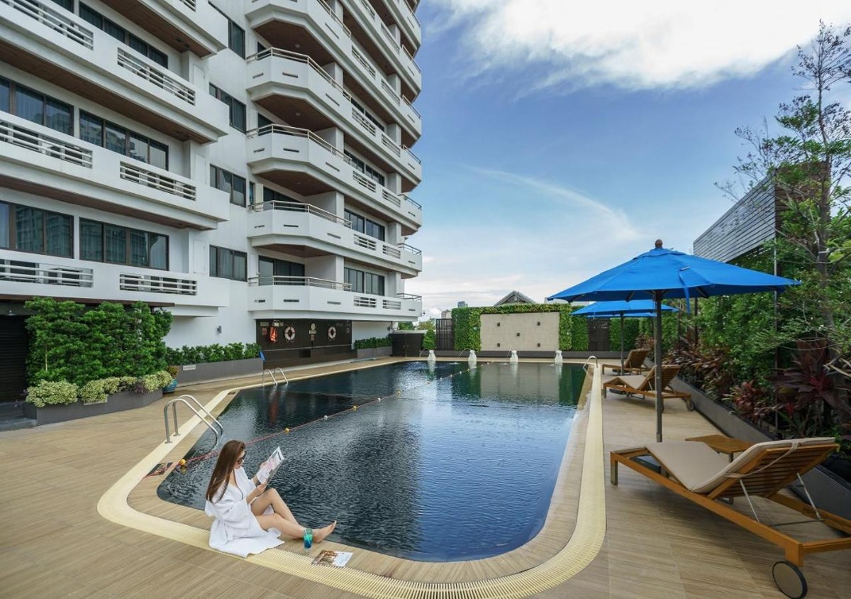 CENTRE POINT SUKHUMVIT 10