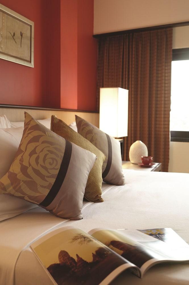 Rose Hotel Bangkok photo 2