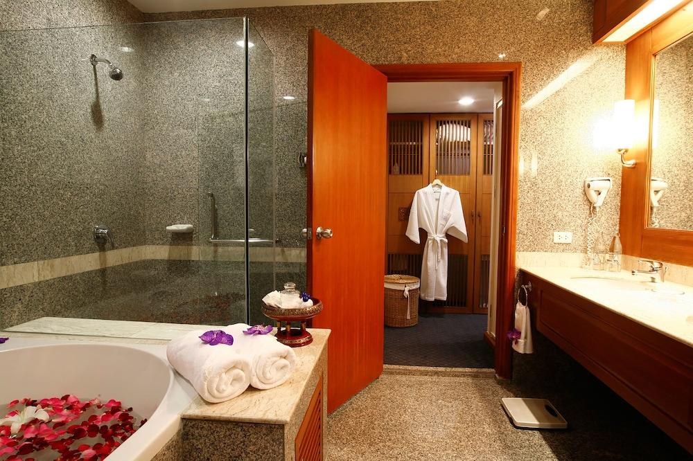 Amora Tapae Hotel Chiang Mai photo 3