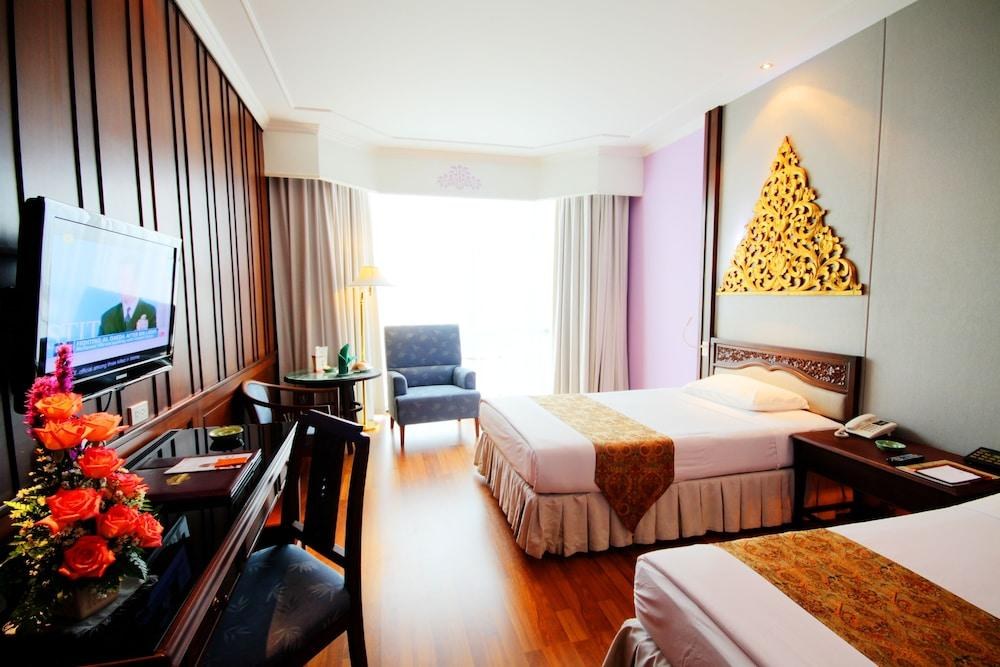 Empress Hotel Chiang Mai photo 2