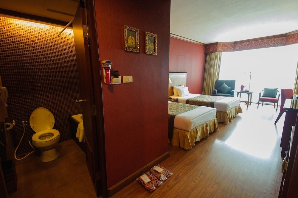 Empress Hotel Chiang Mai photo 4