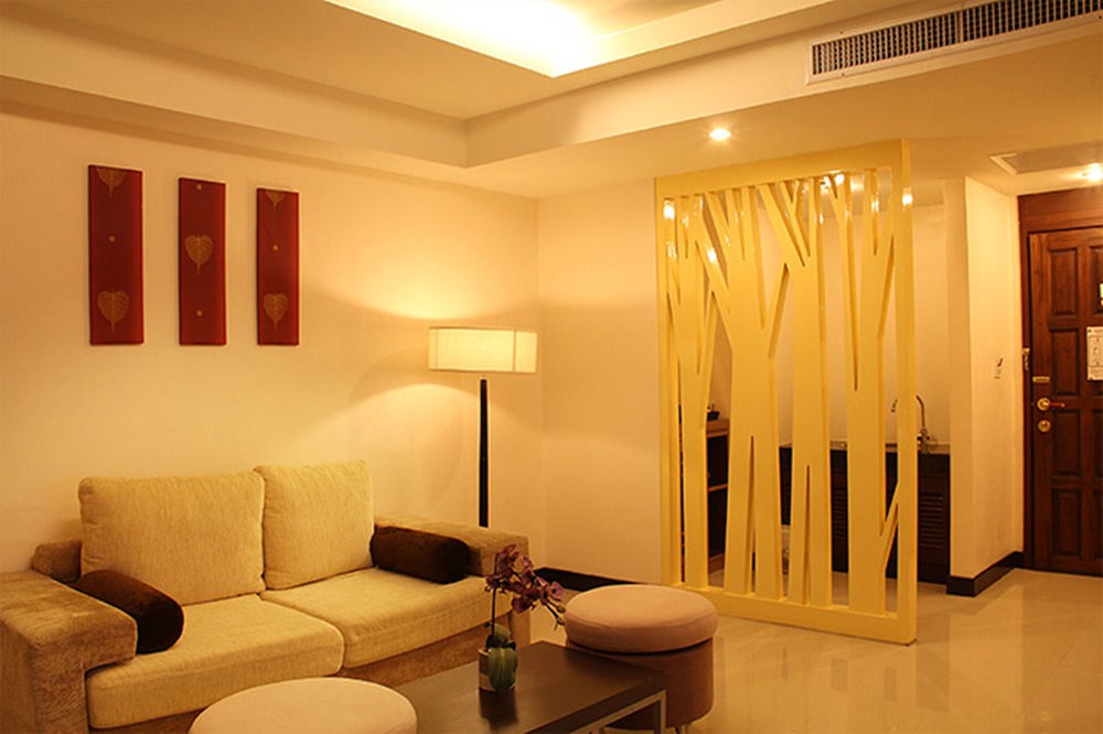 Maninarakorn Hotel photo 1