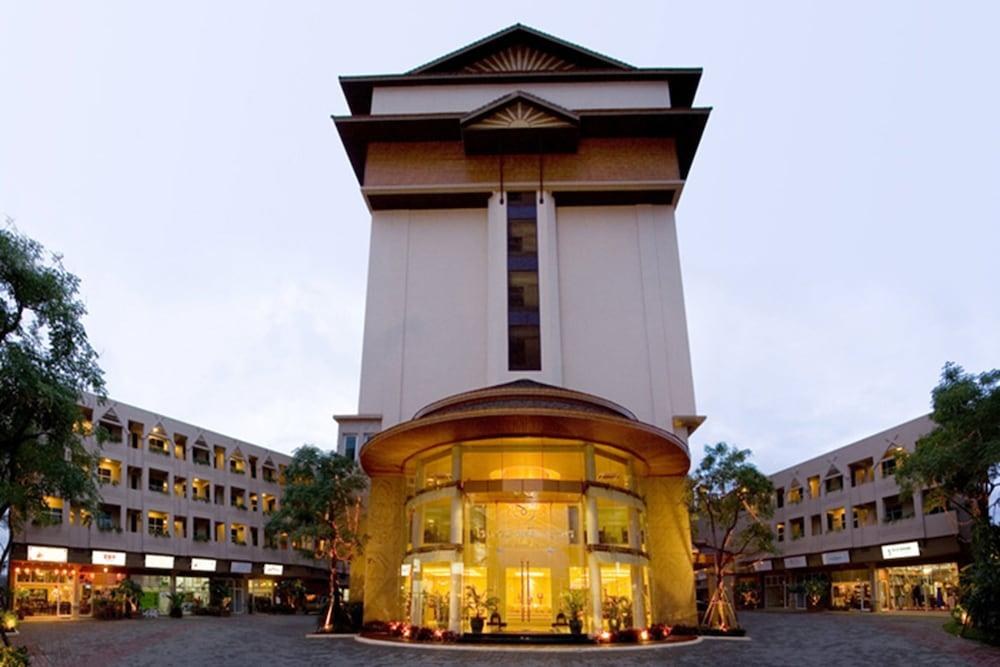 Maninarakorn Hotel photo 3