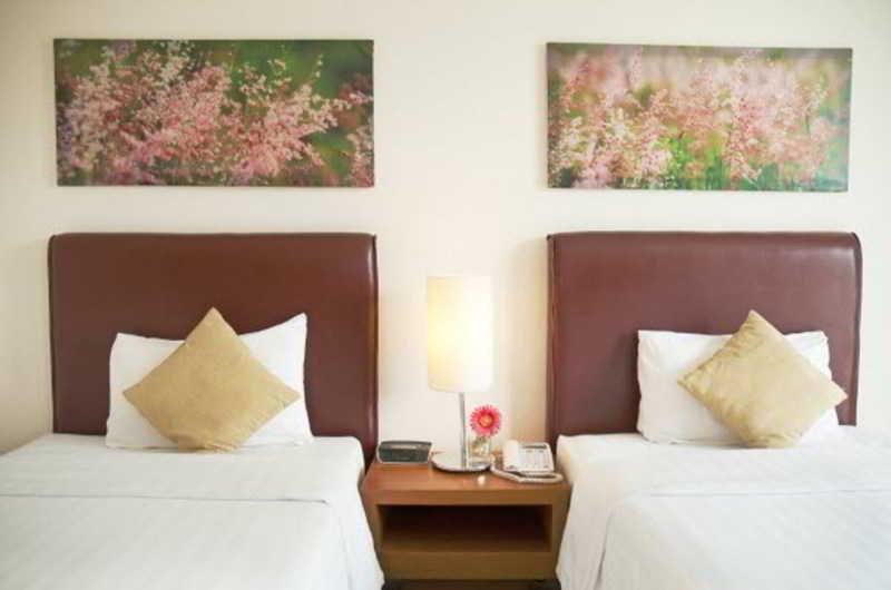 B2 Premier Hotel & Resort photo 2