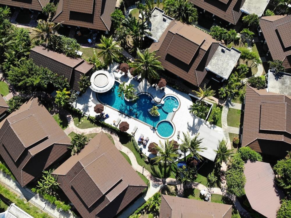 BLU PINE Villa & Pool Access photo 3