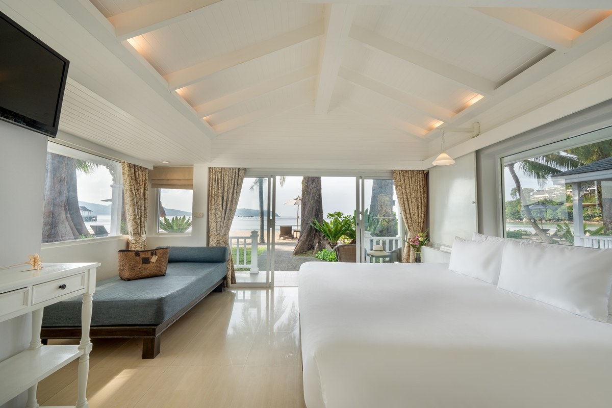 THAVORN BEACH VILLAGE RESORT & SPA photo 1