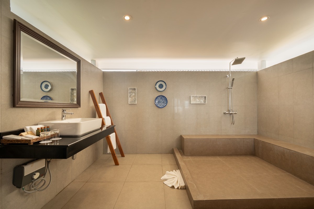 THAVORN BEACH VILLAGE RESORT & SPA photo 2