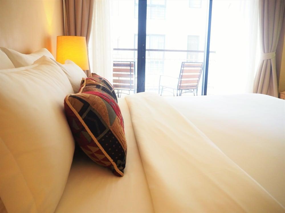 Baan Laimai Beach Resort photo 2