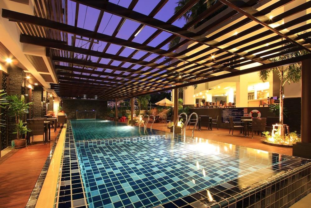 Baramee Hip Hotel photo 3