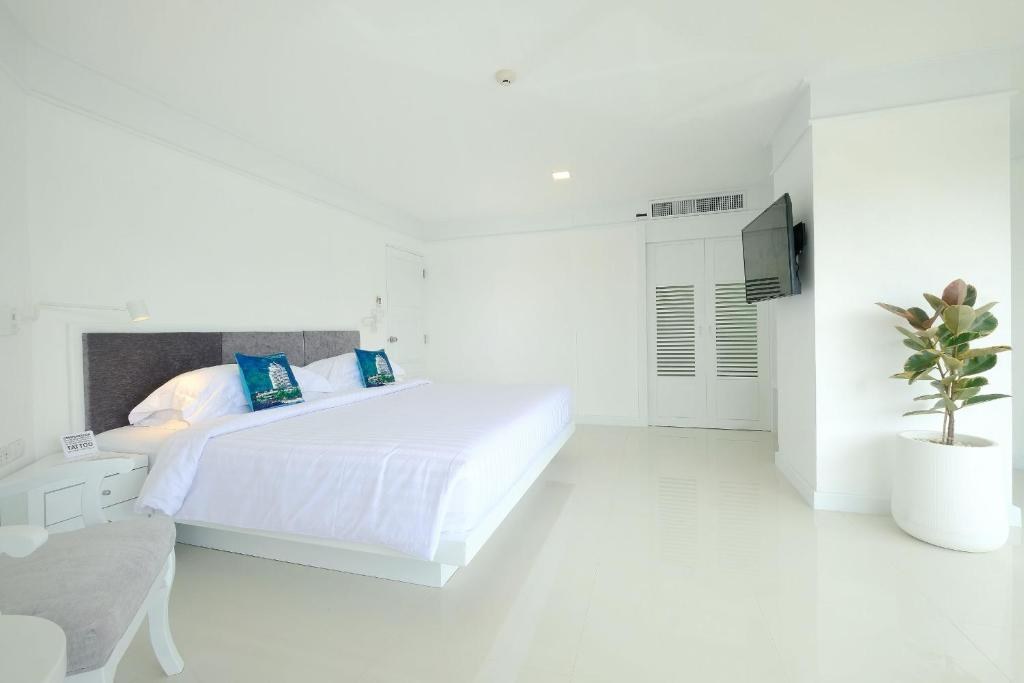 ANDAMAN BEACH SUITES HOTEL photo 1