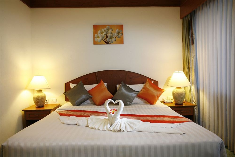 Jiraporn Hill Resort Patong photo 1