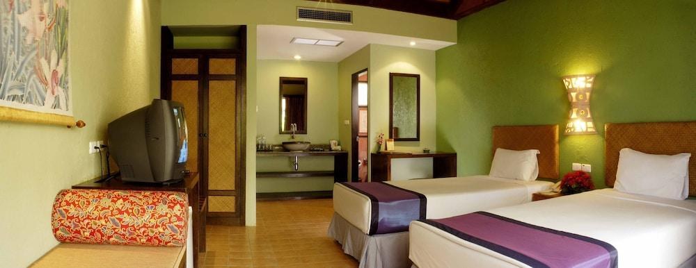 Karona Resort and Spa photo 4