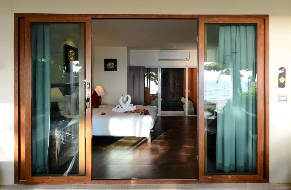 ANDAMAN WHITE BEACH RESORT