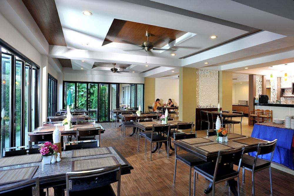 Baan Karon Resort photo 3