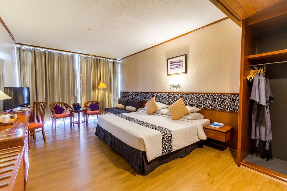 Royal Phuket City photo 3