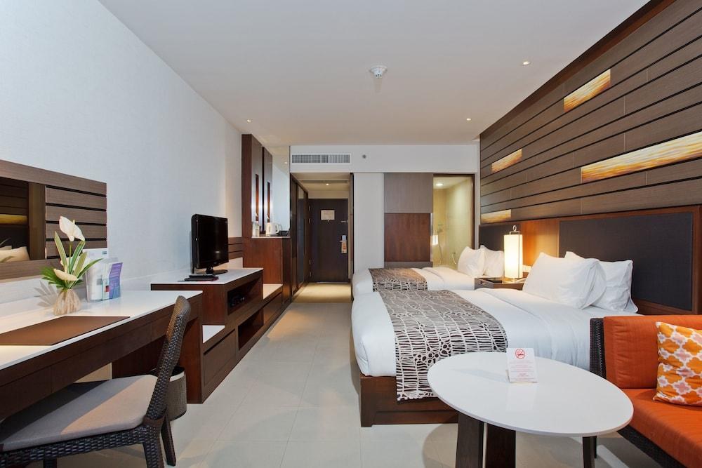 Holiday Inn Resort Phuket Patong photo 2