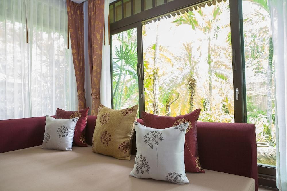 Railay Village Resort & Spa photo 2