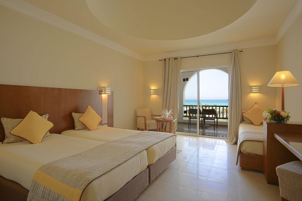 VINCCI HELIOS BEACH photo 1