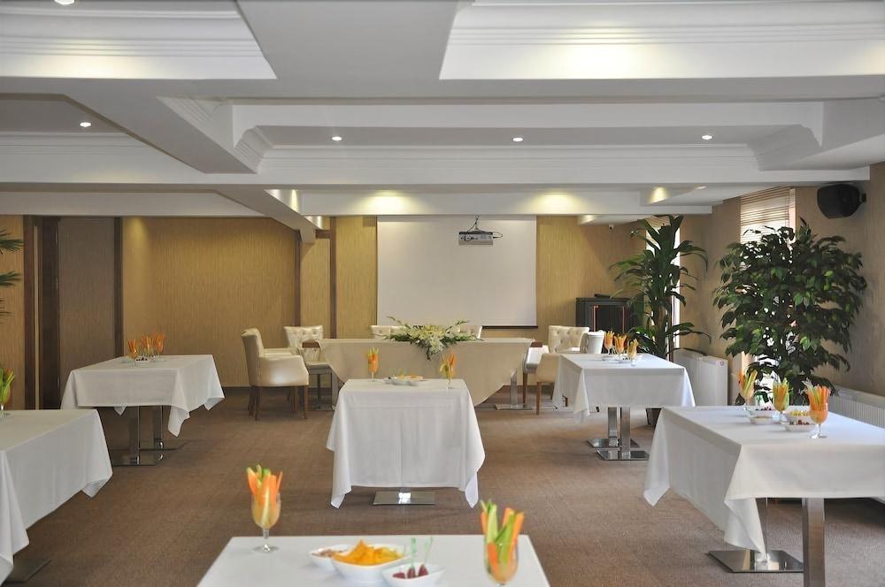 Turist Hotel photo 2