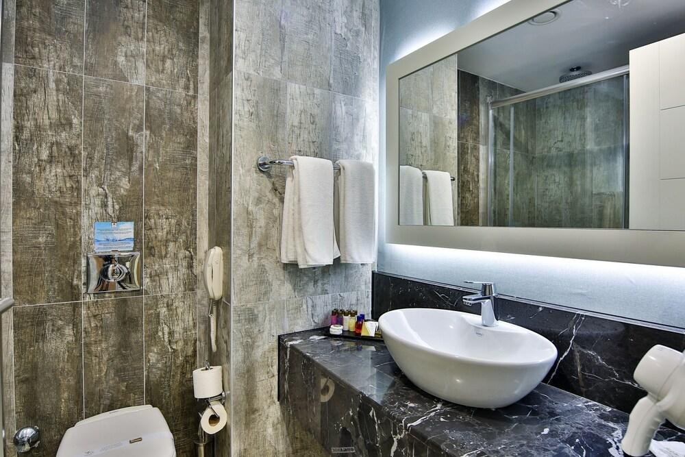 Saturn Palace Resort photo 4