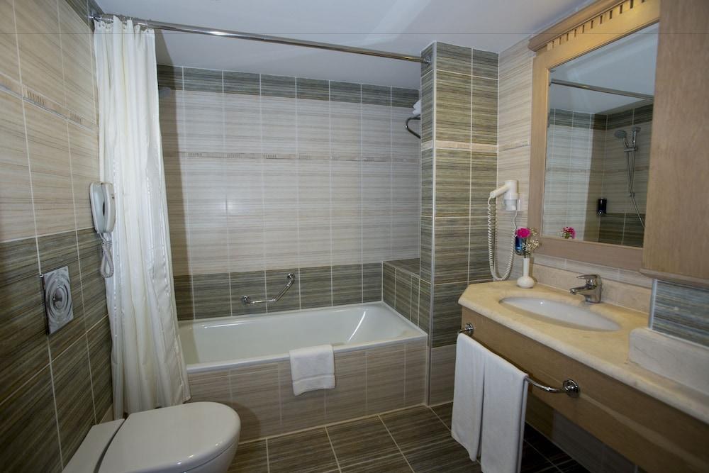 Fame Residence Lara & SPA photo 2