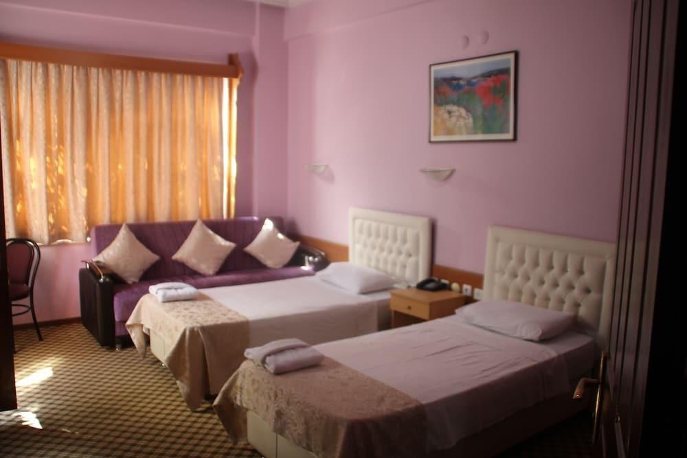 Karyatit hotel Kaleici photo 1