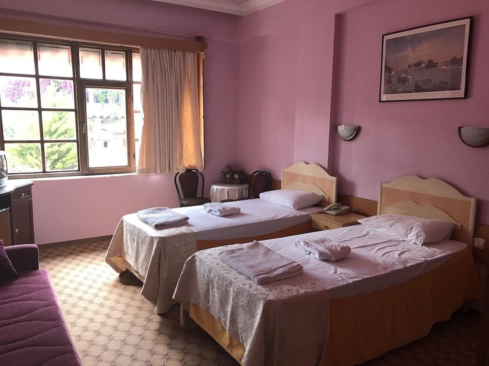 Karyatit hotel Kaleici photo 2