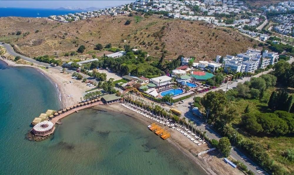 Golden Beach Resort &Spa photo 4