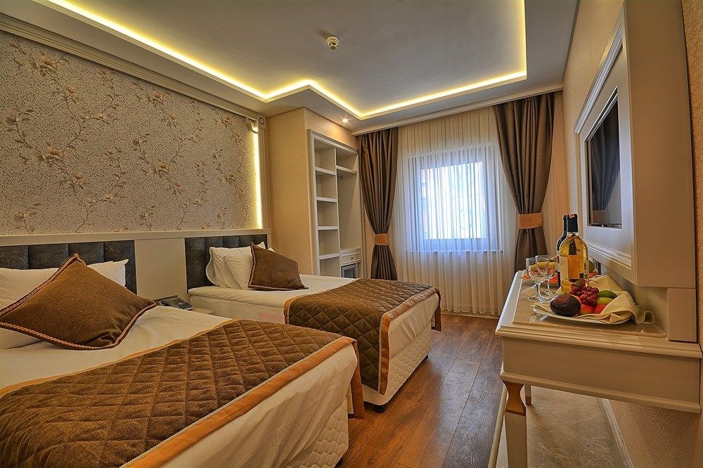 Samir Deluxe Hotel photo 1