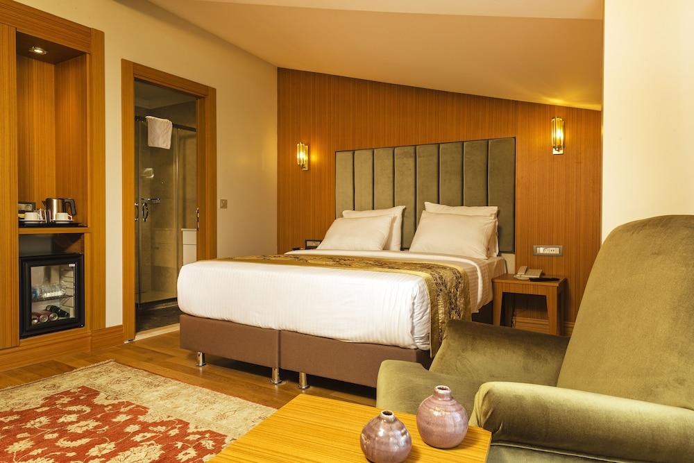 Acra Hotel photo 2