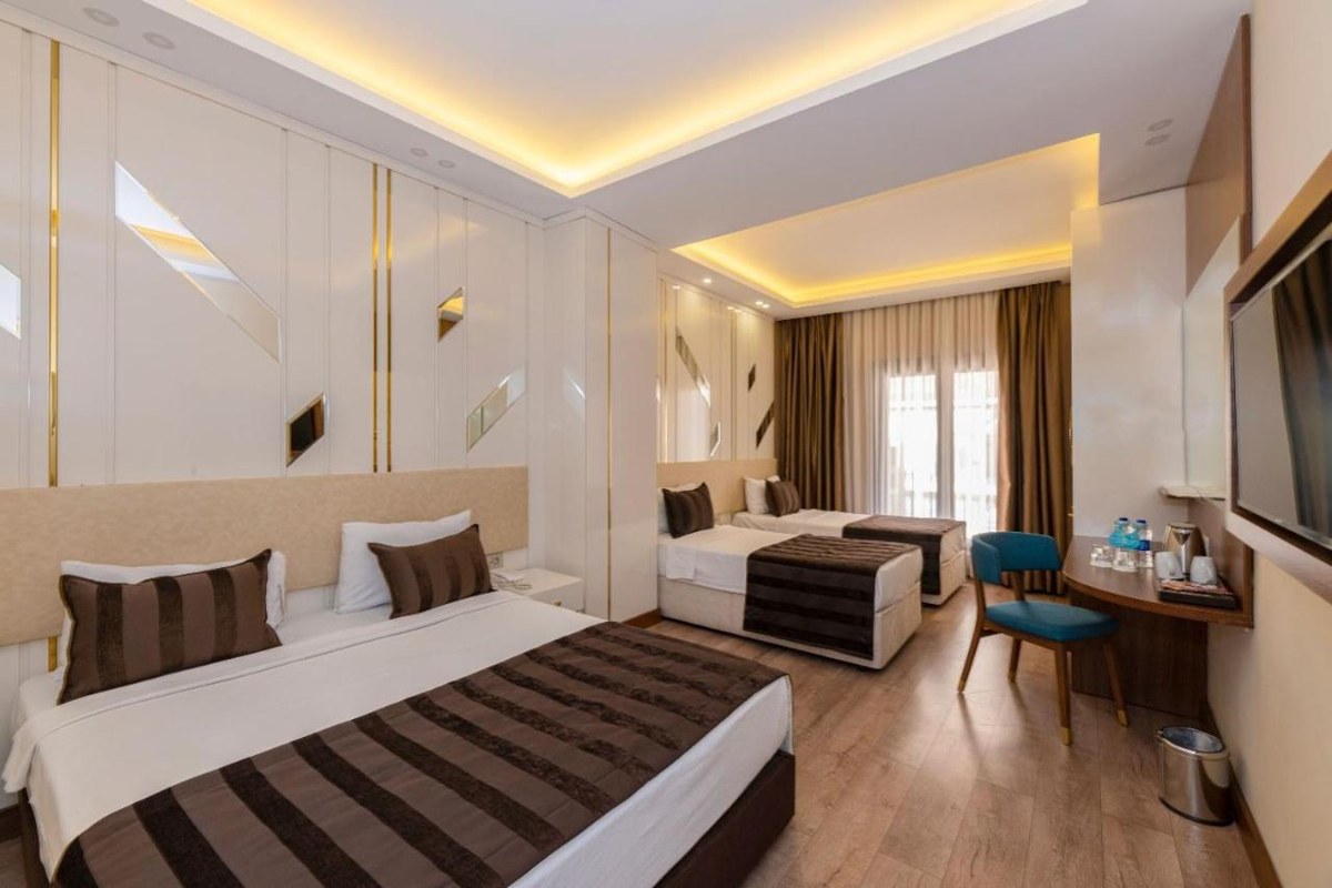 THE BYZANTIUM HOTEL & SUITES photo 2