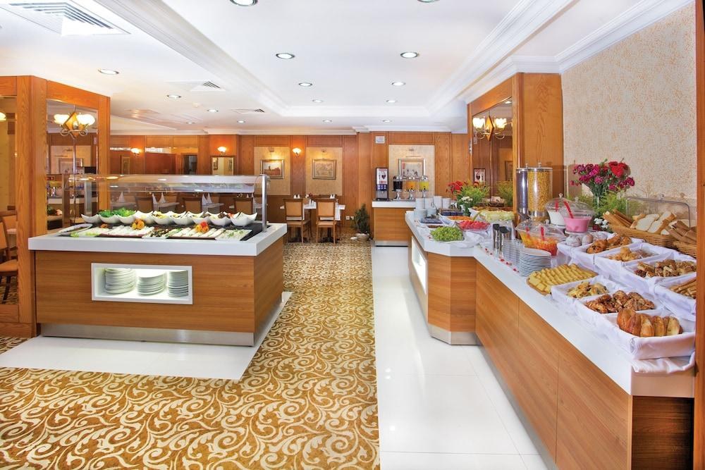 Grand Hilarium Hotel photo 3