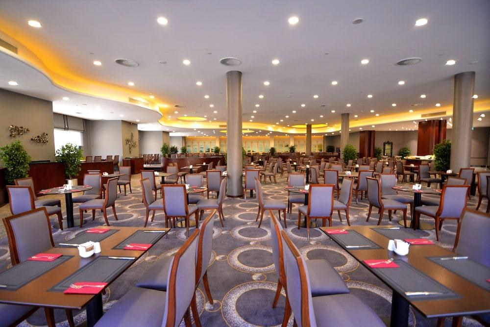 Grand Cevahir Hotel & Congress Centre photo 4