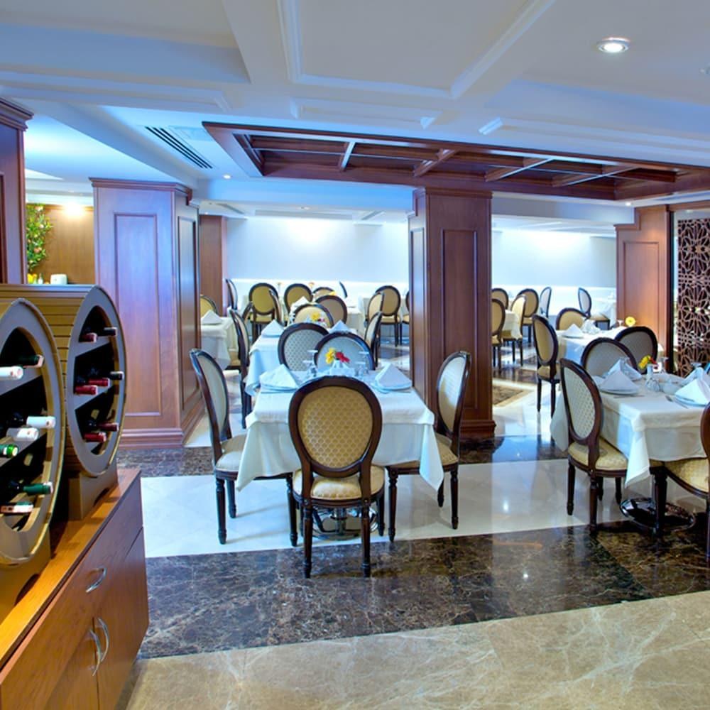 HOTEL TILIA