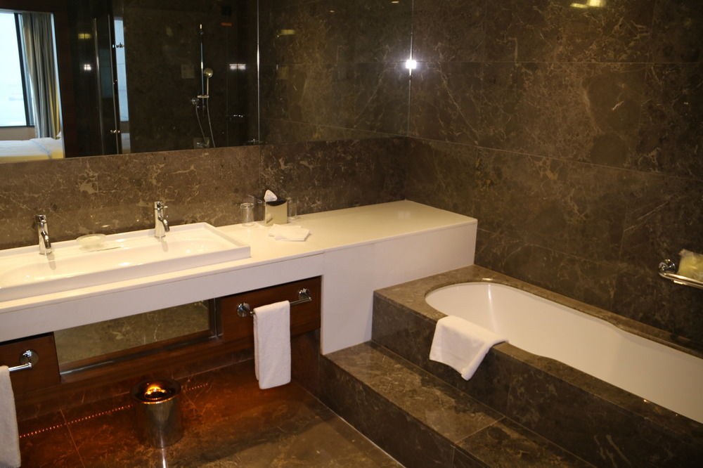 Sheraton Istanbul Atakoy Hotel photo 3