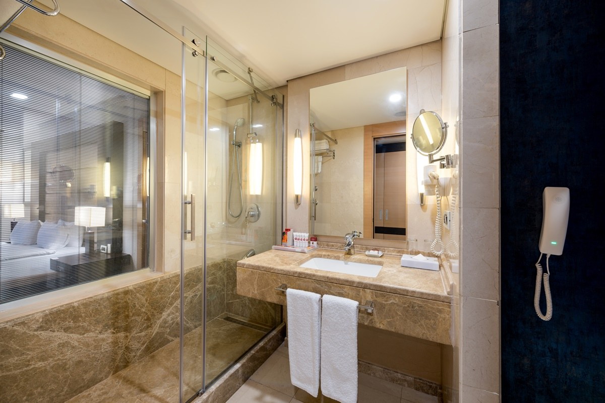 RAMADA PLAZA BY WYNDHAM ISTANBUL CITY CENTER photo 2