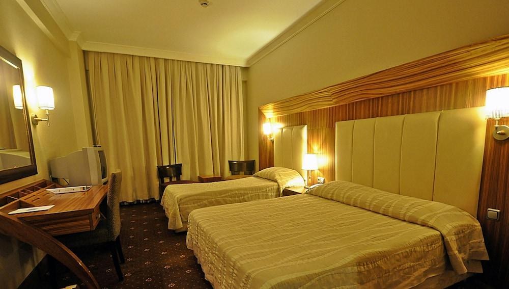 Deluxe Hotel Pinetapark photo 2