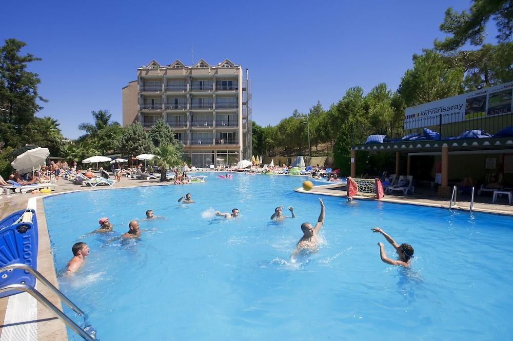 Smart Voxx Resort Hotel photo 2