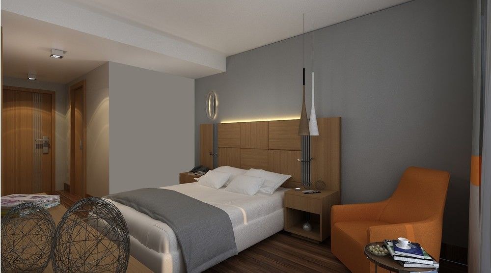 Ada Julian Hotel