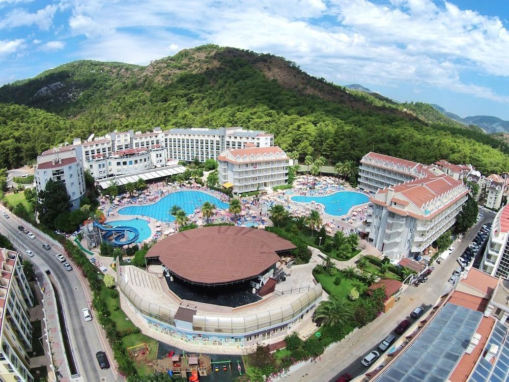 Green Nature Resort & Spa photo 2