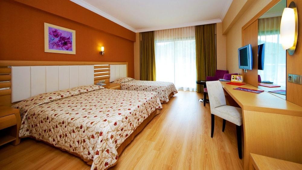 Grand Pasa Hotel photo 2