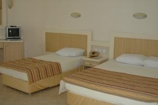 MIRAMER BEACH photo 4