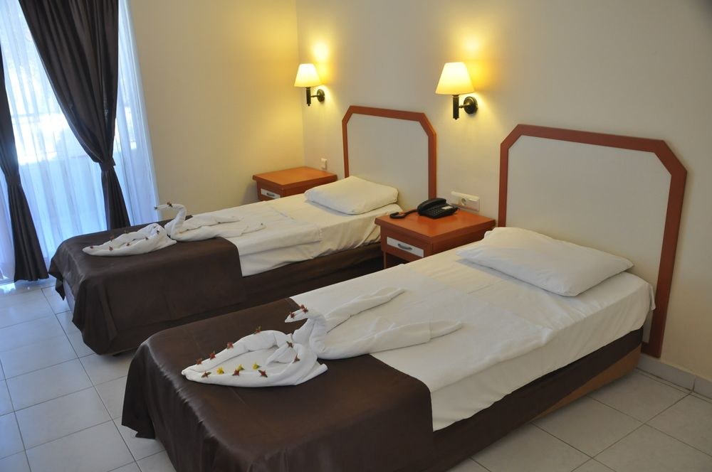 Pigale Beach Resort photo 1