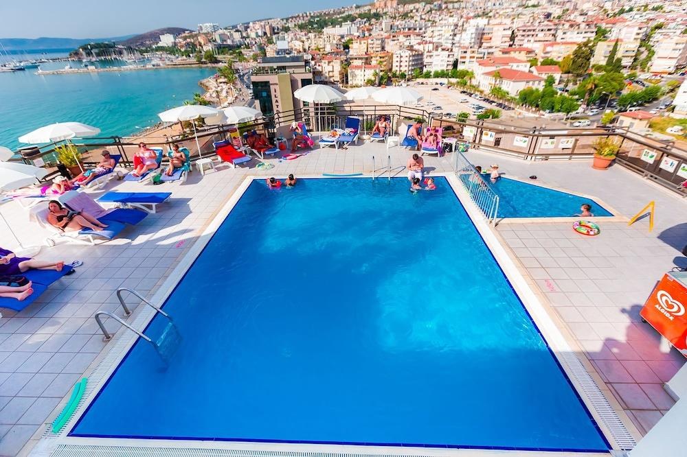 Derici Hotel photo 2