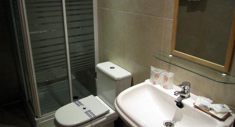Malaga Hotel Eliseos photo 3