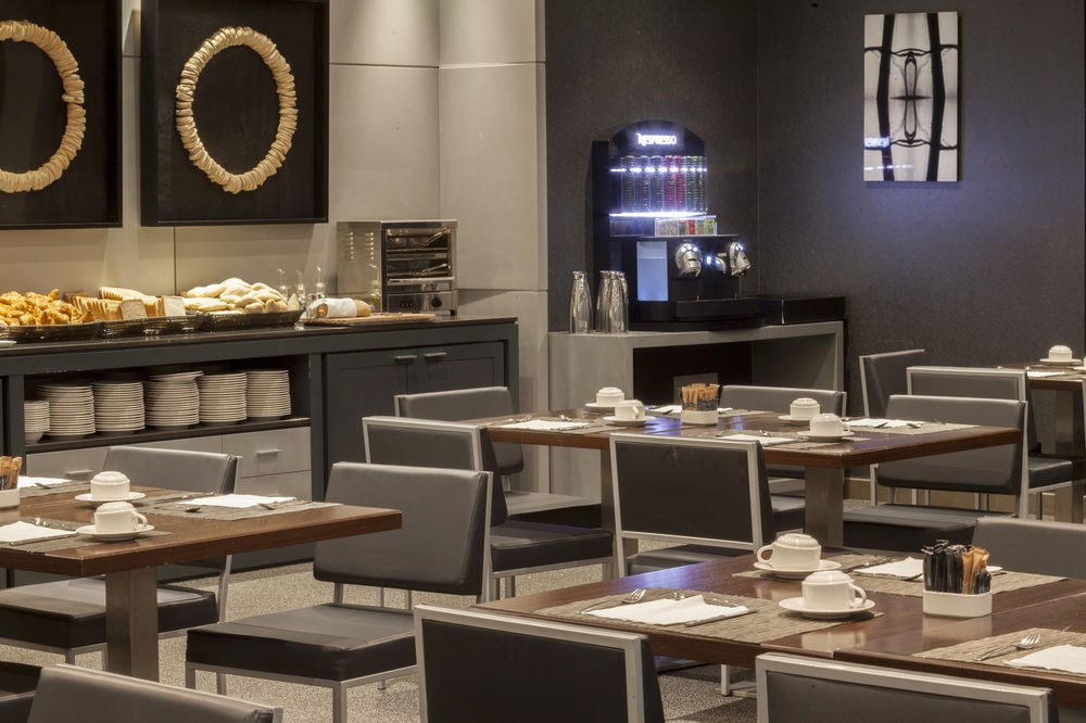 AC Hotel Gijón by Marriott photo 4