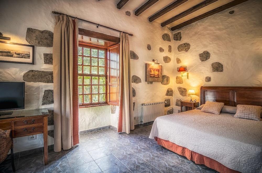 HOTEL RURAL LIVVO MAIPEZ photo 3