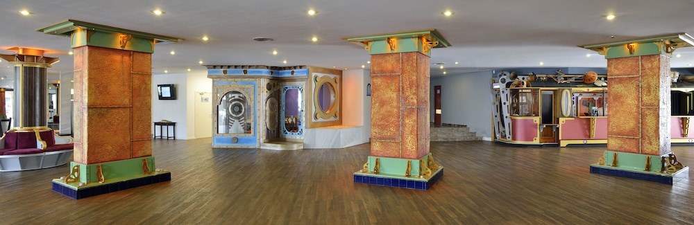 Sol Katmandu Park & Resort photo 1