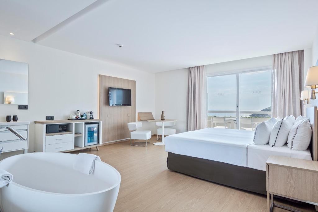 Meliá Sitges photo 1